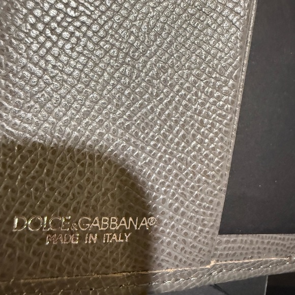 Dolce & Gabbana Textured Gray Leather Accessory - Picture 6 of 6